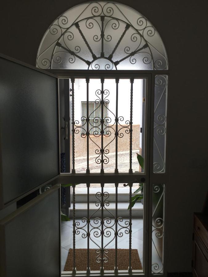 Casa Leon Blanco Carmona Reformada Centrica Con Chimenea Y Terraza Con Vistas Villa Eksteriør bilde